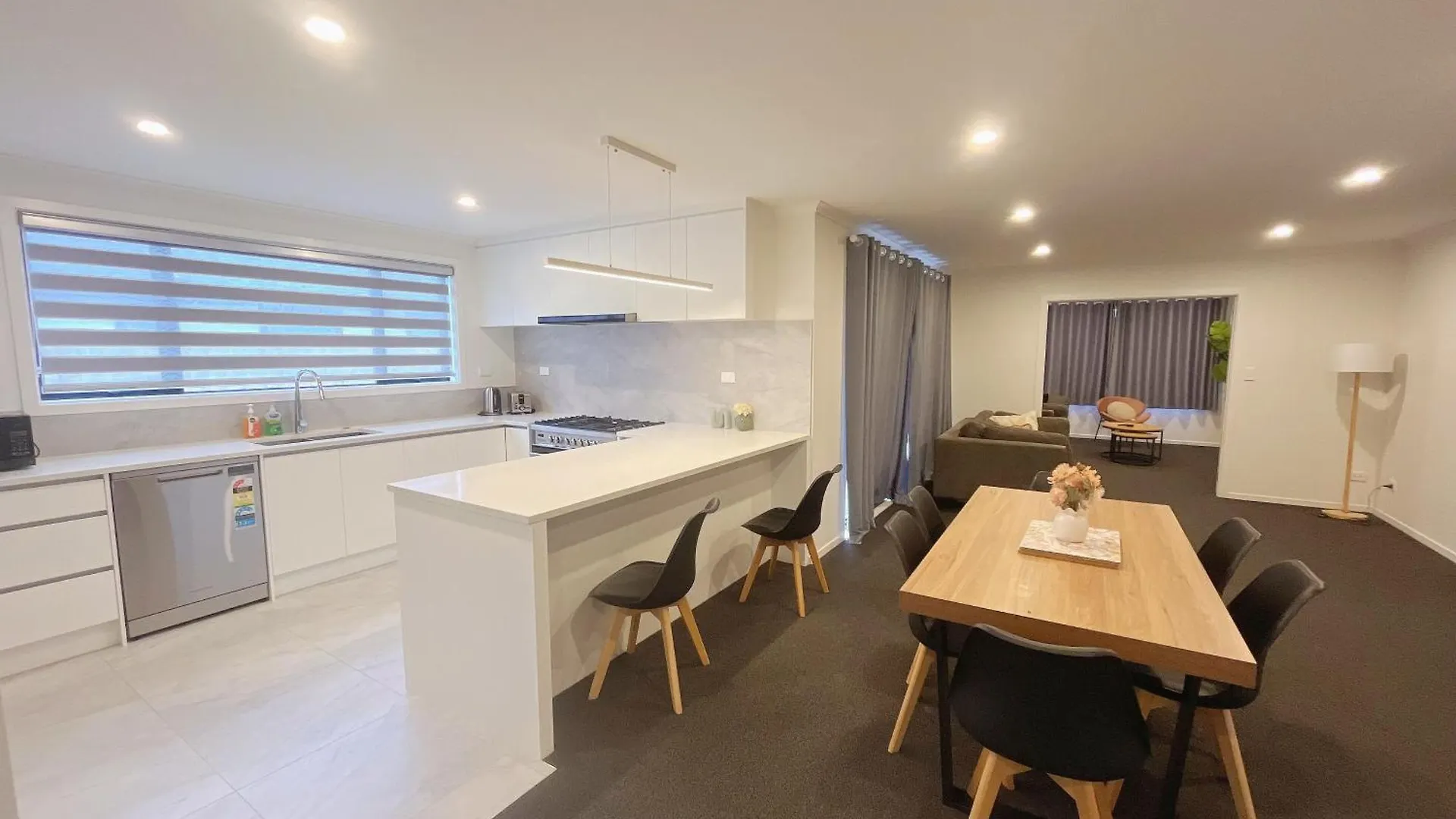 Rotorua Sunshine Brand New 4 Bedroom House